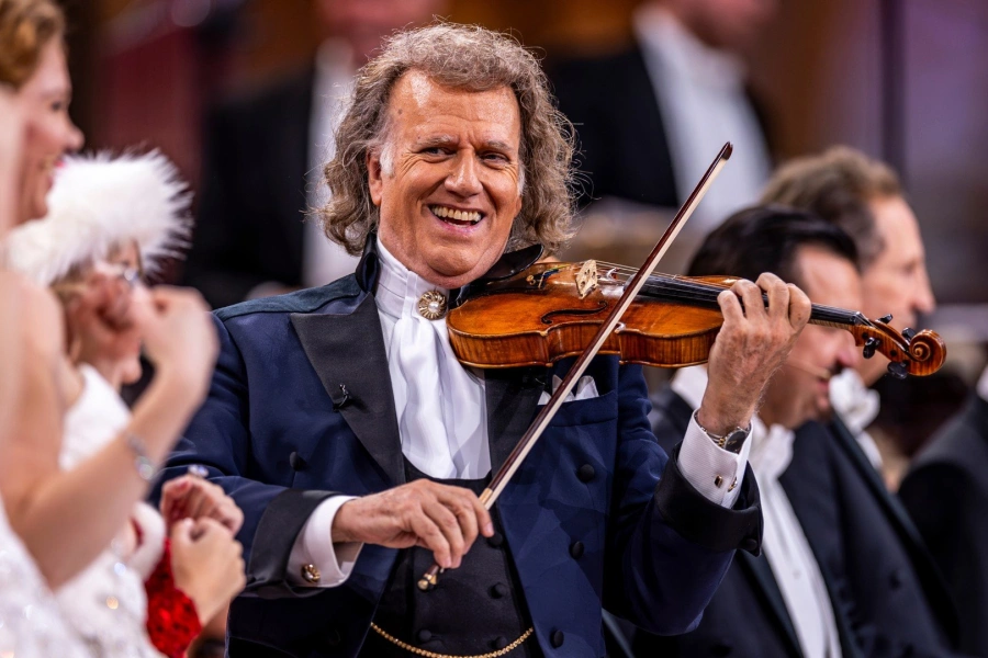 ANDRÉ RIEU'S 2025 CHRISTMAS CONCERT: MERRY CHRISTMAS